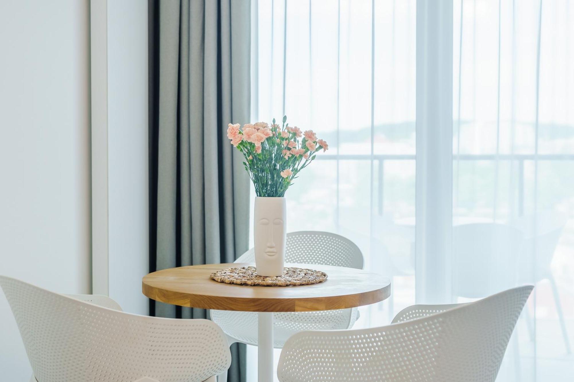 Aquamarina Prima Deluxe Studios With Sea View By Noclegi Renters Мендзиздрое Екстериор снимка